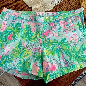 Lilly Pulitzer size 4 short
